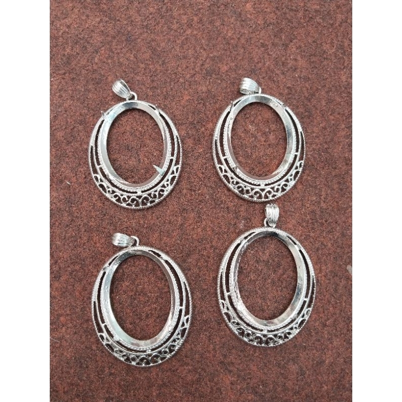 Emban liontin rodhium jumbo 4x6