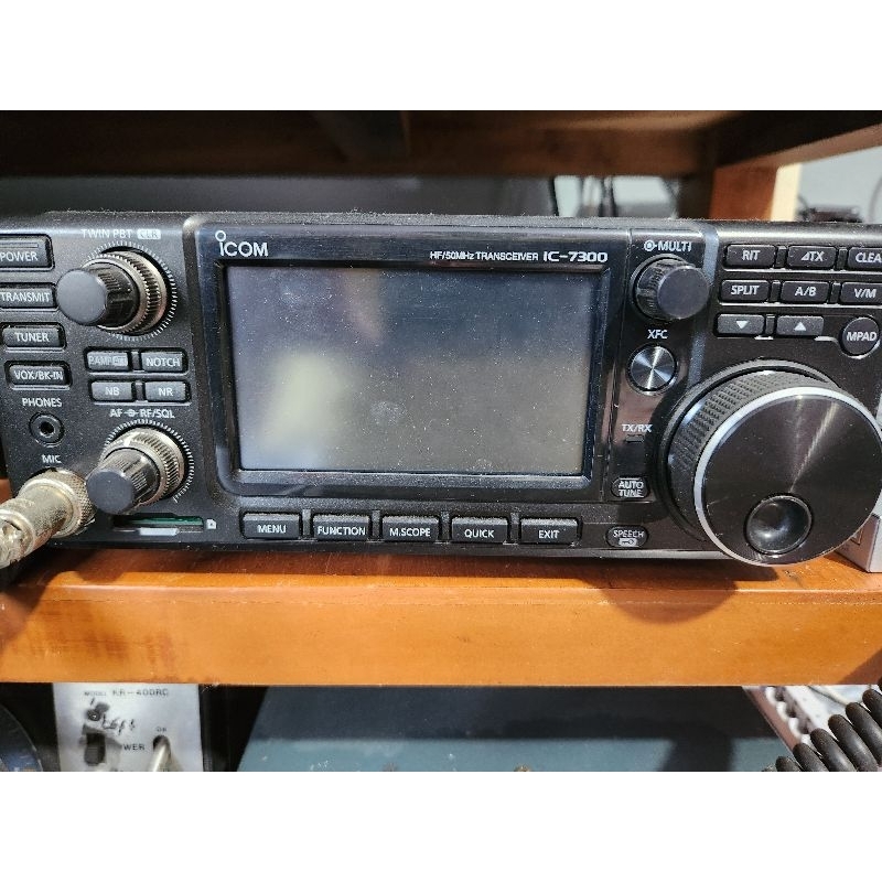 ICOM IC-7300 HF [BEKAS]