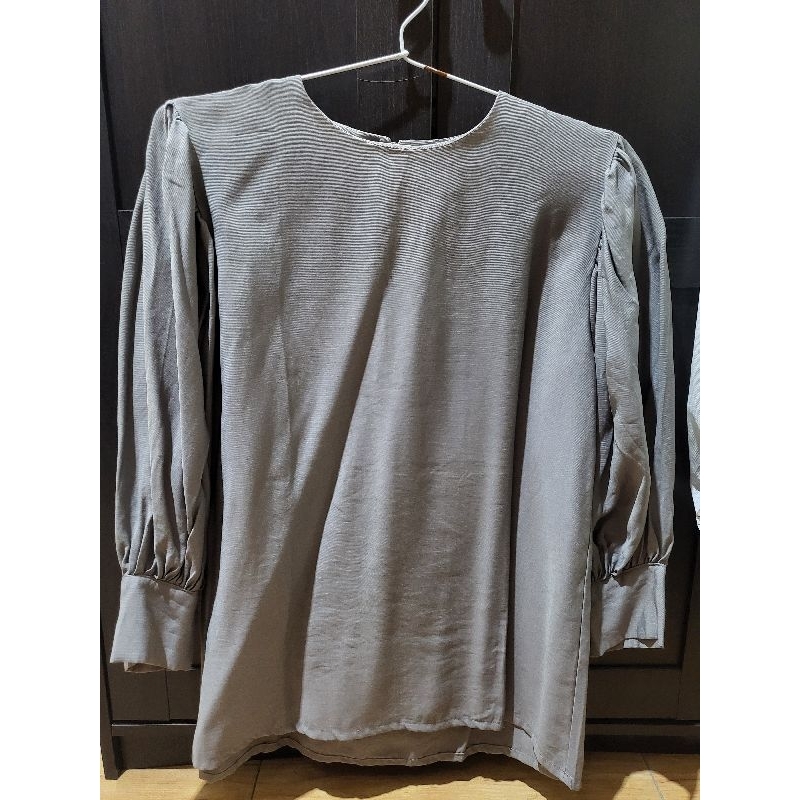 PRELOVED BLOUSE BENANG JARUM ORIGINAL MAURA SHIRT