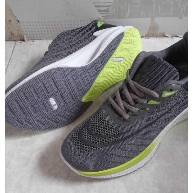 Sepatu Pria Kerja Kuliah Gym Import COLLIN 100% ORIGINAL