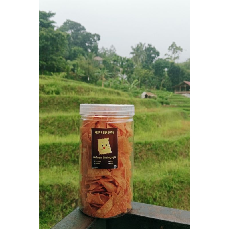 

kripik pangsit Bengong (toples)