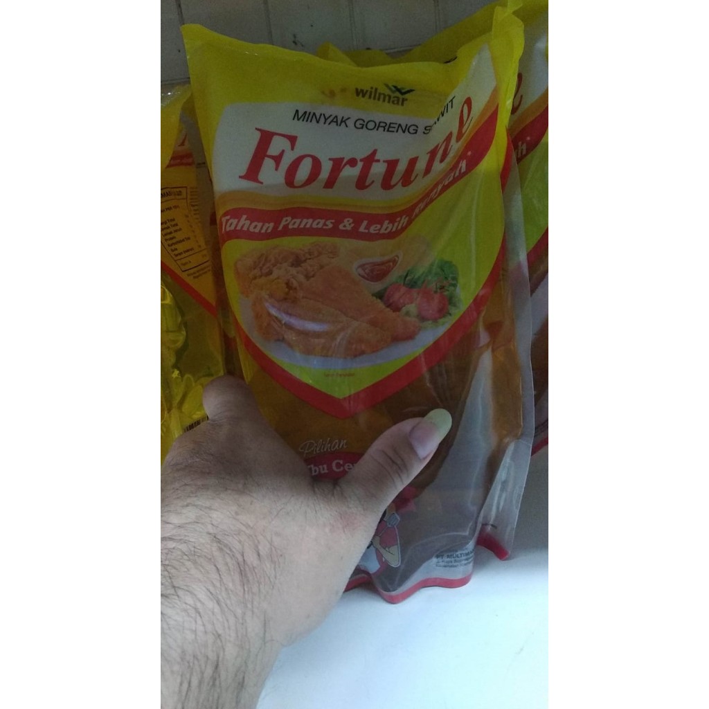 

FORTUNE 2 Liter Minyak Goreng Kemasan Pouch