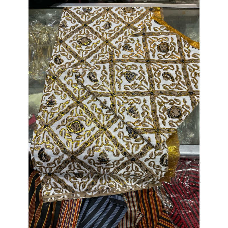 kain prada | kain prada pengantin | kain prada manten | kain prada | jarik manten | jarik pengantin 