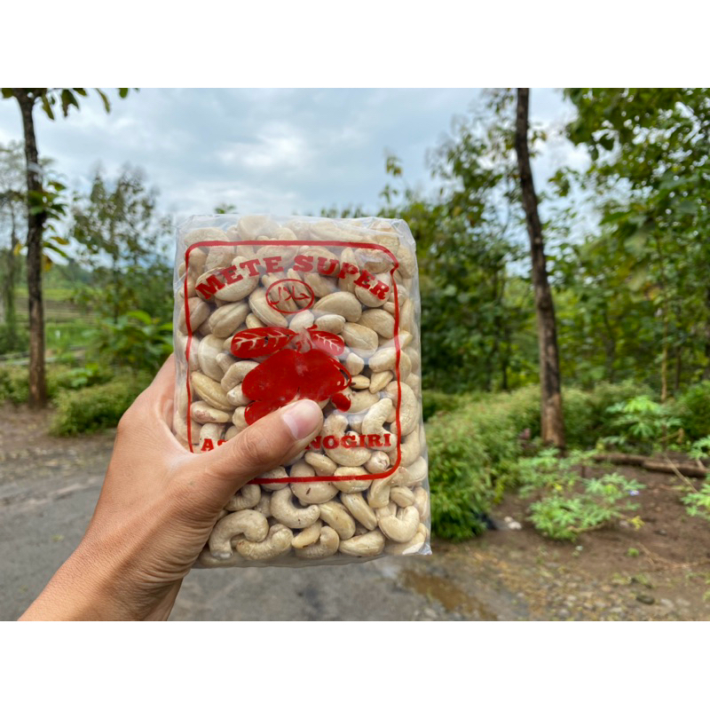 

Mete Mentah Super Wonogiri