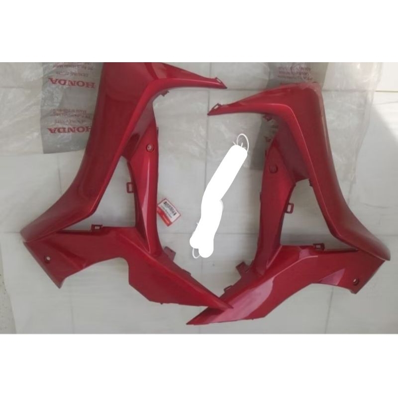 Sayap kanan dan kiri  Supra x 125 helm in ORI ahm