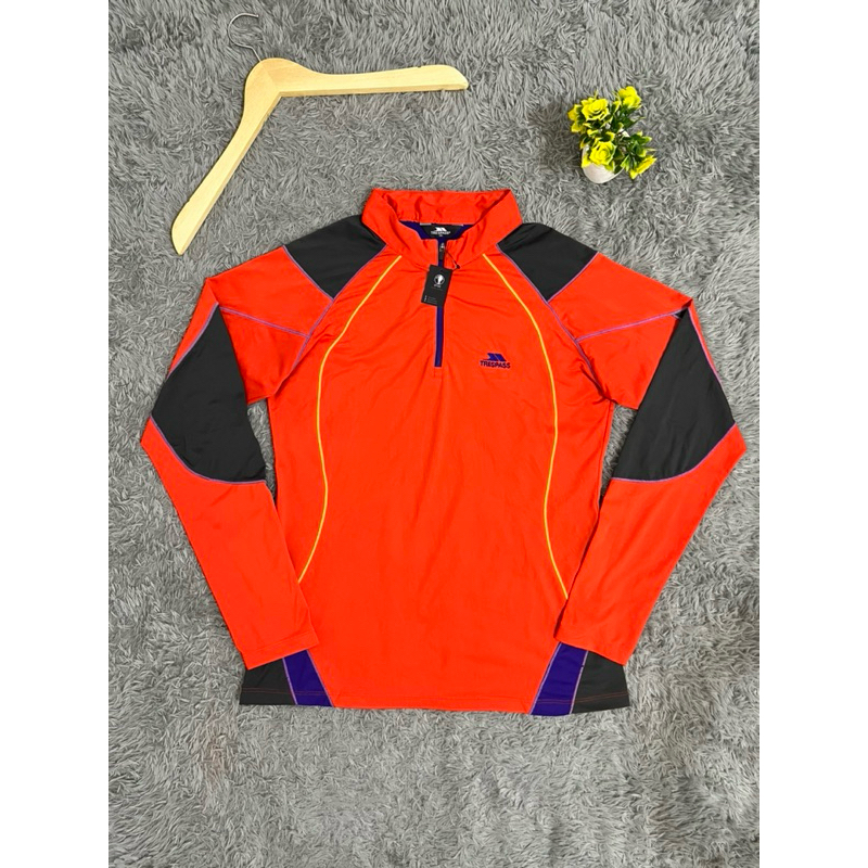 Baselayer Wanita TERESPASS Second