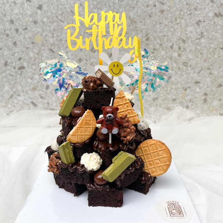 

Brownies Tower | Brownies Tower Bandung | Brownies Cake | Fudgy Brownies | Brownies Ulang Tahun | Kue Ulang Tahun | Brownies Panggang | Brownies Premium (Baca Deskripsi)