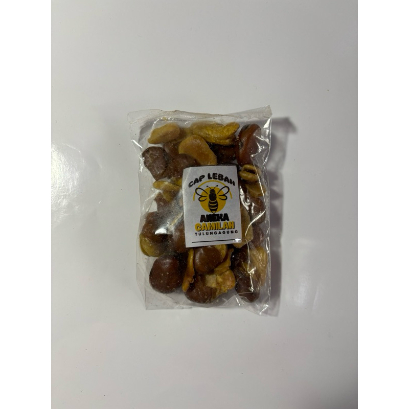 

kacang koro kulit gurih