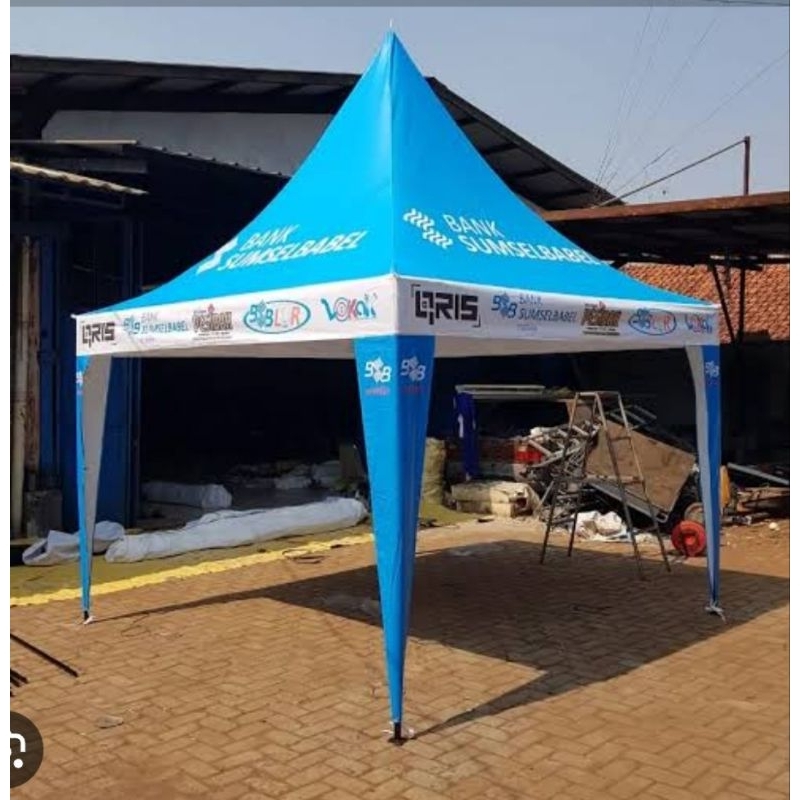 Tenda kerucut ukuran 4x4 rangka double dek, atap printing 440 gsm.