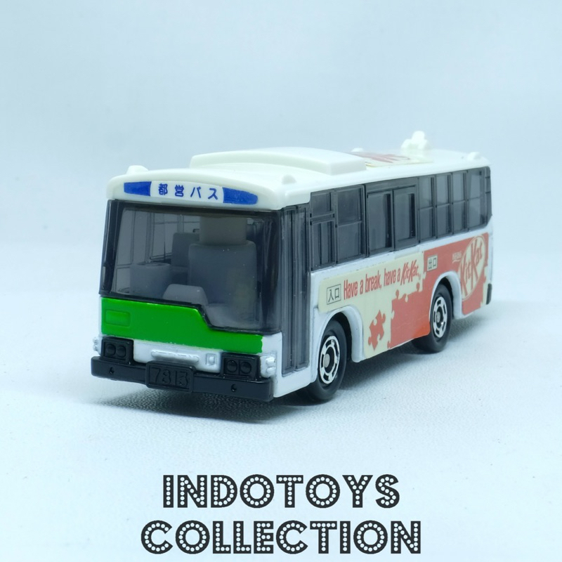 Tomica ~ Mitsubishi Fuso Bus KitKat