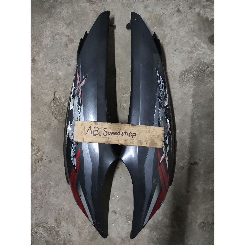 bodi belakang supra x 125 fi helm in original