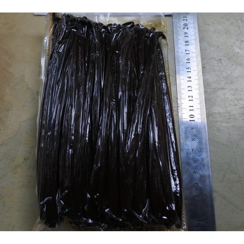 

Vanilla Pod 18-19cm - Planifolia - Premium Quality - Req Kemasan