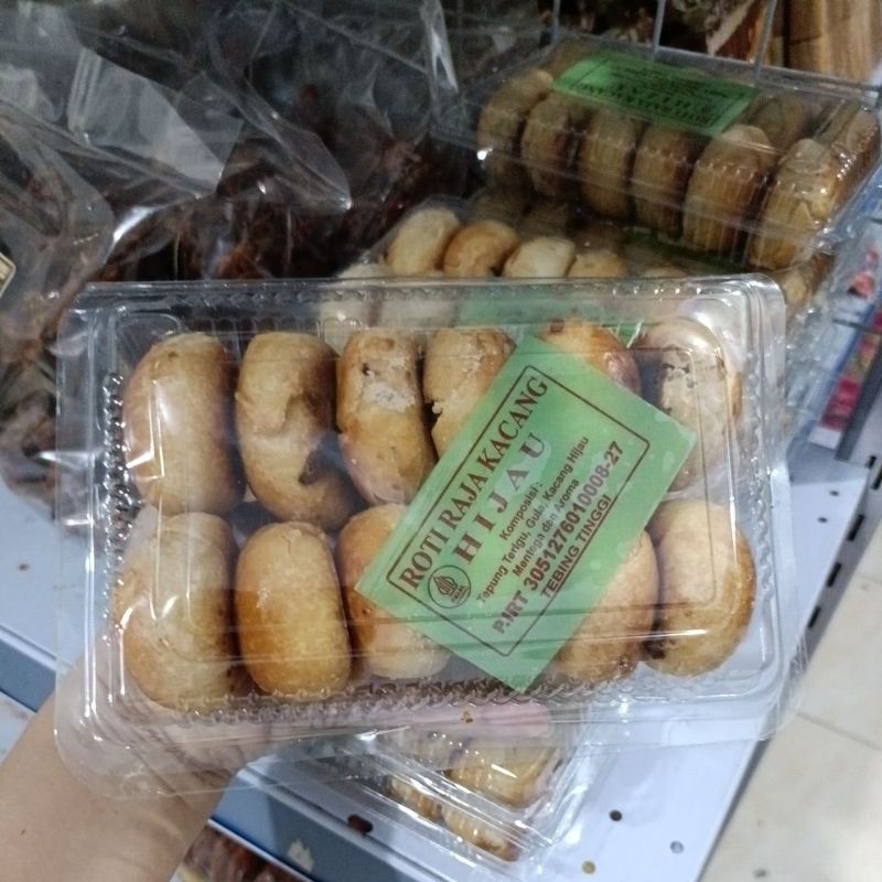 

Ready Medan, roti raja kacang/kue kacang hijau khas tebing tinggi/ kue kacang hijau premium