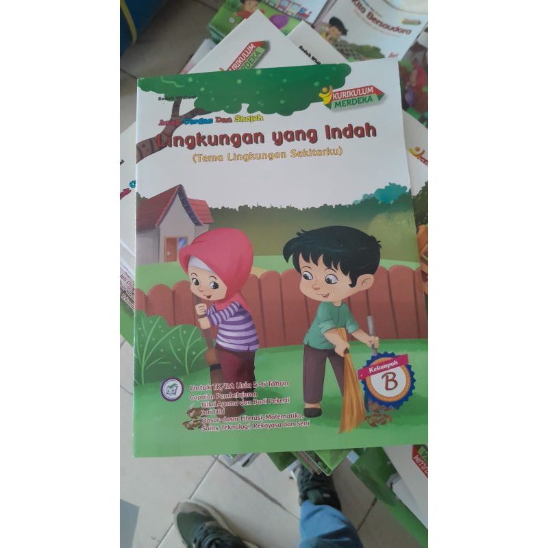 BUKU TK B TEMA LINGKUNGAN YANG INDAH 2024