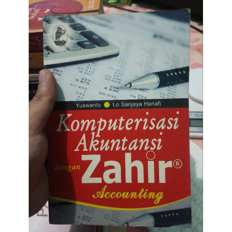 komputerisasi akuntansi dengan zahir accounting yuswanto