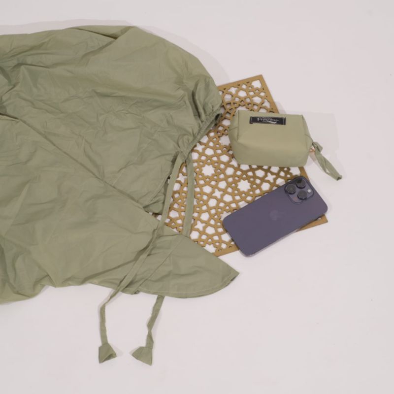 Mukena traveling parasut korea/mukena terusan