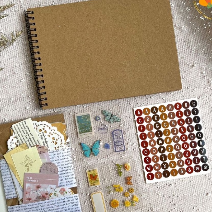 

KI3 Scrapbook Album Kit Journaling Scrapbooking Kado Aesthetic journal kit buku jurnal