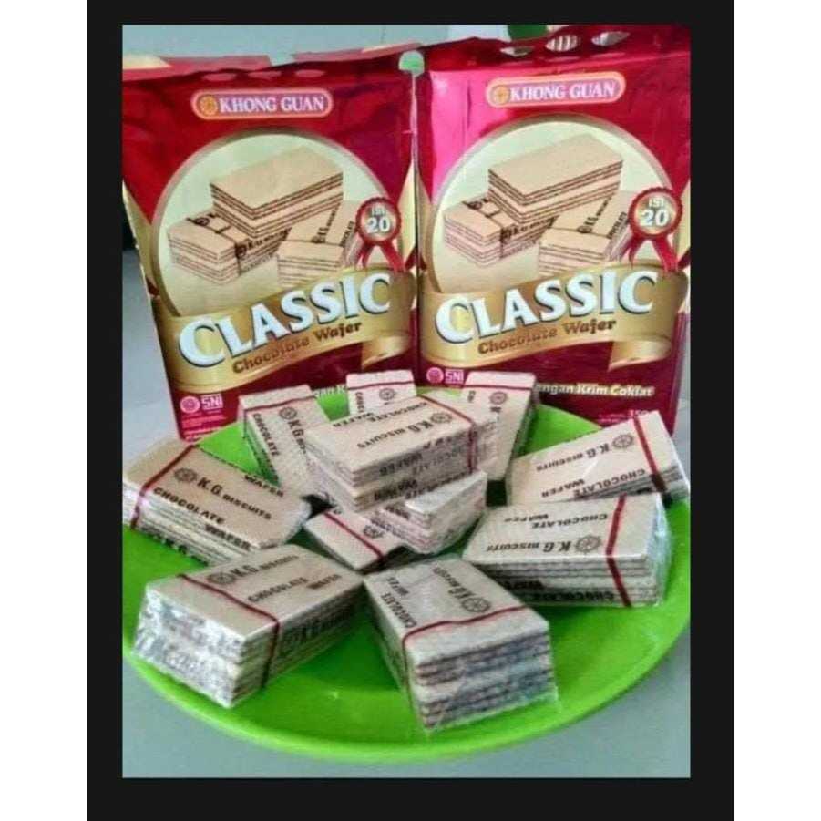 

biskuit wafer classic 350gr Khong guan 1pak isi 20