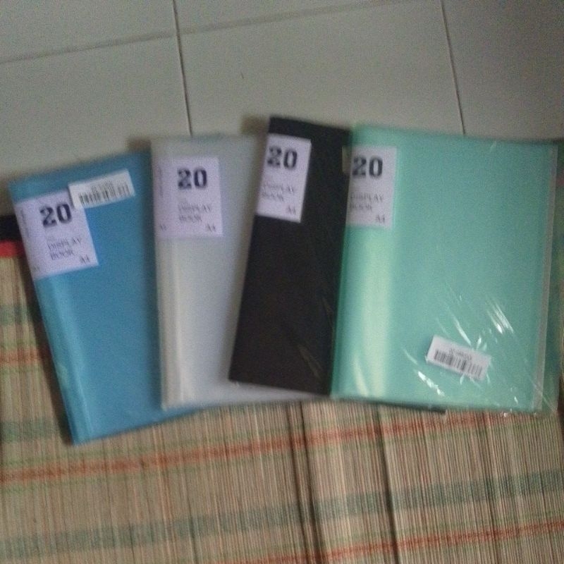 

Folder tempat penyimpanan A4 isi 20 pages