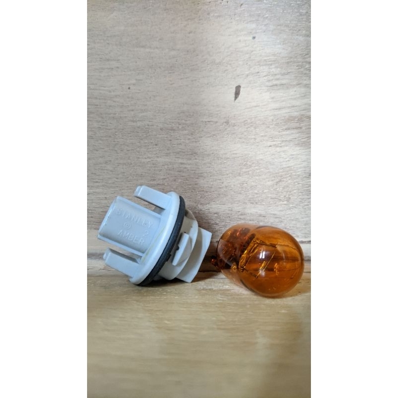 soket fitting lampu sen depan honda jazz tahun 2004-2006 stenley