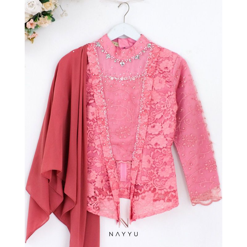 Atasan Kebaya Brokat Payet