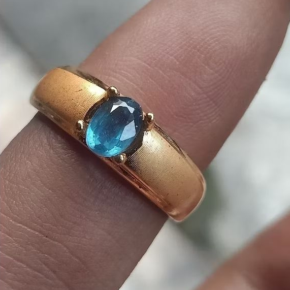 natural blue sapphire
