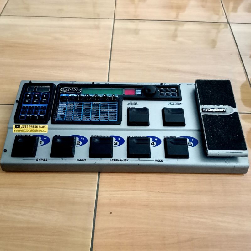 EFEK  DIGITECH GNX3e