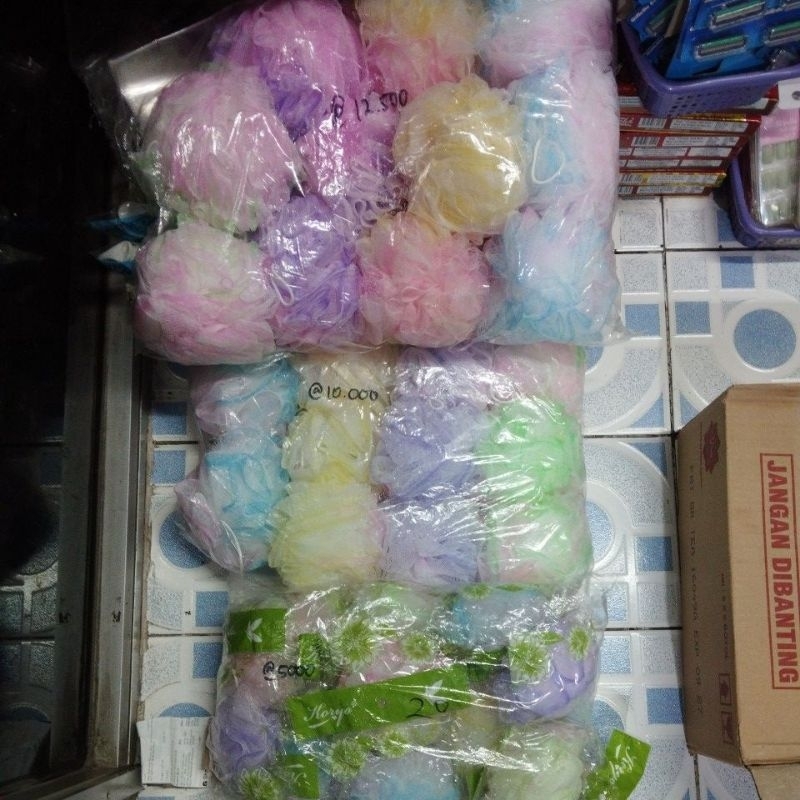Shower Puff Kecil Sedang Besar