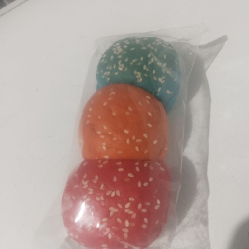 

Roti Hotdog Rainbow 13cm