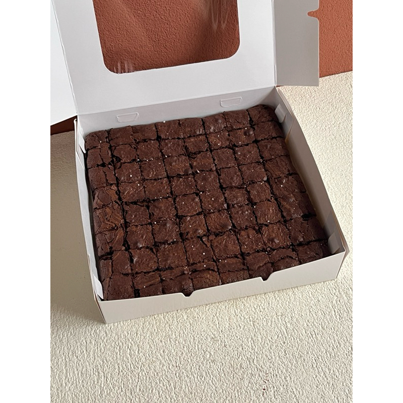 

Fudgy Brownies Large 22 x 22 cm - Hampers Brownies - Brownies Ulang Tahun