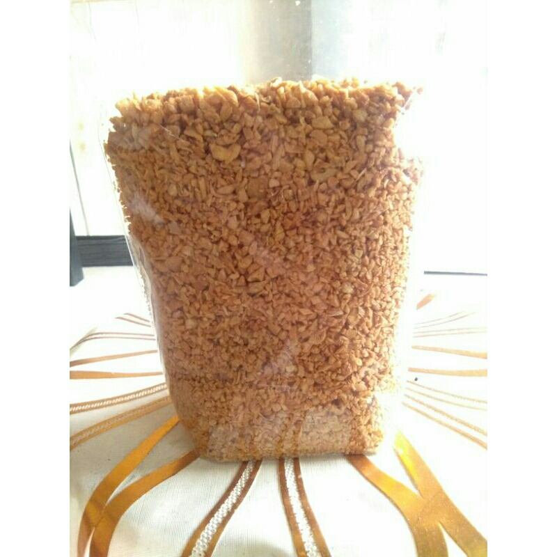 

Bawang Putih Cincang Goreng/Minced Fried Garlic 100g