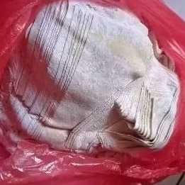 

Potongan kulit pangsit goreng 1kg