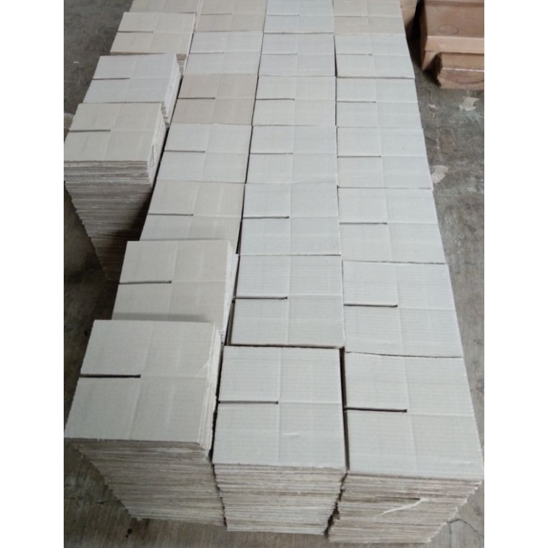 

Siku Pojok Kardus (Tambahan packaging)