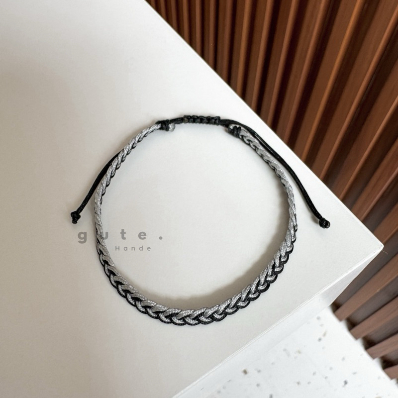 Gelang Tali Cowok Serut Pria Keren Bracelet Hitam Murah Aesthetic Vintage Laki Laki Kece (Saka Brace