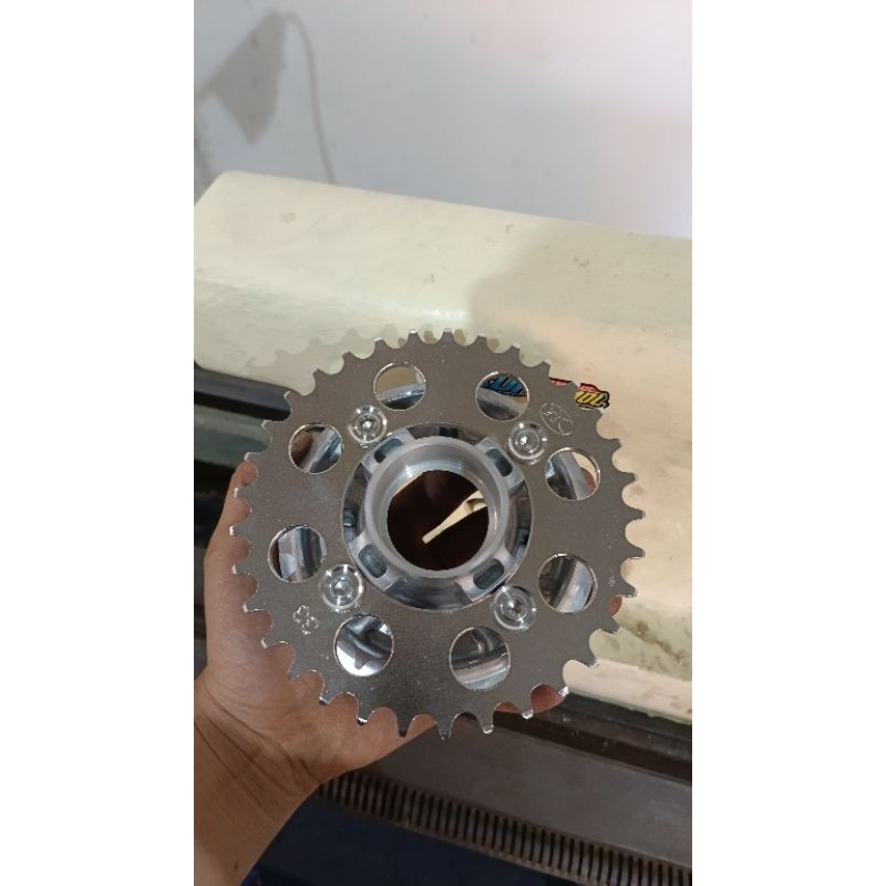 Baut L Stainless Nap gear Baut gear fiz / vega / crypton / jupiter / Rx king ( 4 baut )