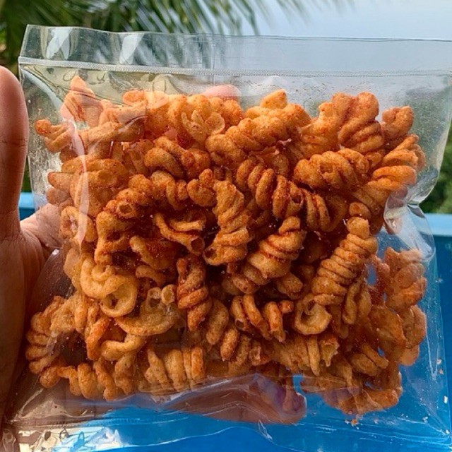 

Makroni Ulir Besar Pedas
