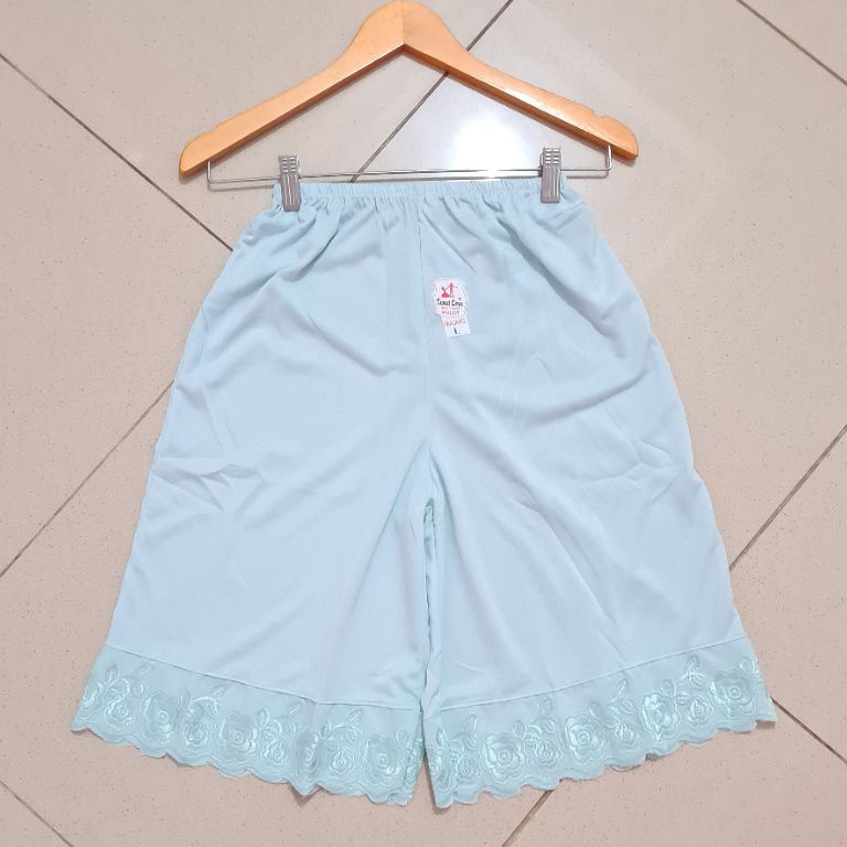 KODE N14D Kulot selutut Sweet Love 3 pcs 6 pcs grosir celana dalam kulot selutut