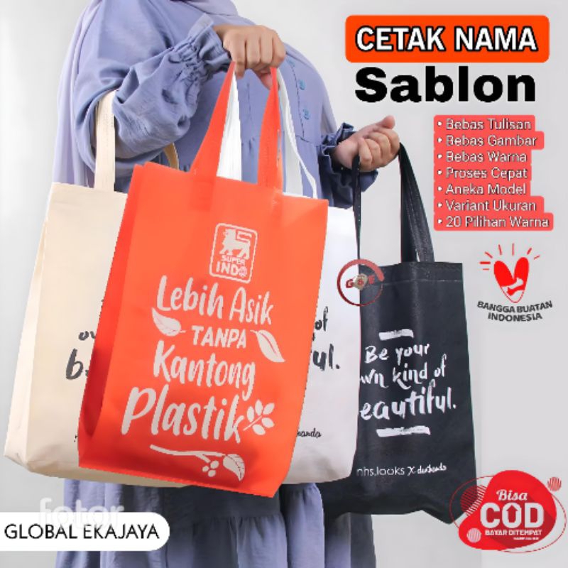 

Jasa Sablon / Cetak Nama Tas kain Spunbond Goodie Bag Semua Model Custom Design Desain Logo Karakter