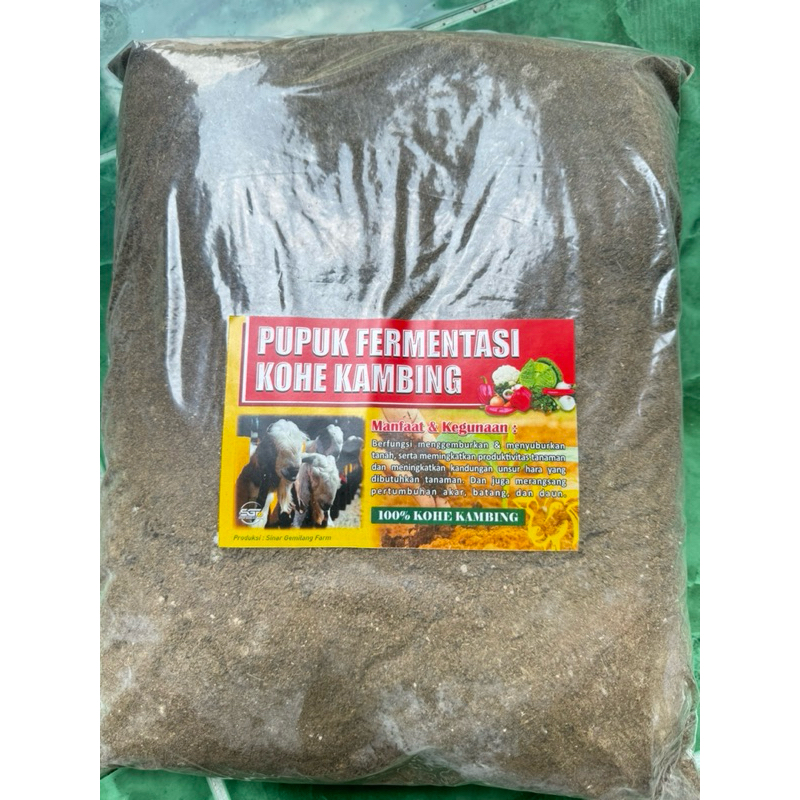 Pupuk organik kotoran hewan kambing fermentasi