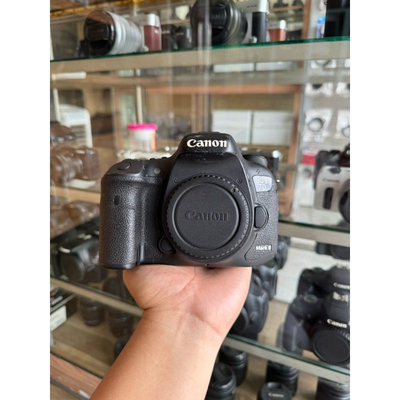 [KAMERA DSLR] CANON EOS 7D MARK II MULUS SECOND BERGARANSI