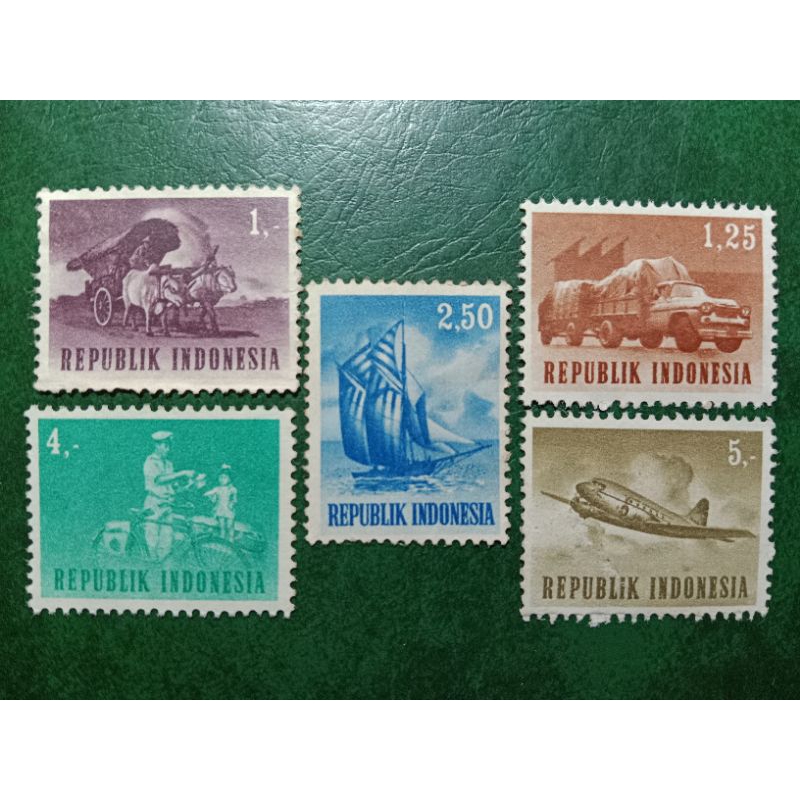 

Prangko Indonesia 5 Pcs Alat alat Transport Tahun 1964 UN USED