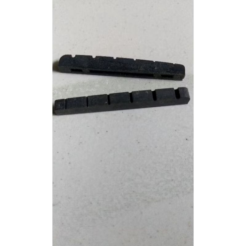 nut guitar elektrik fender stratocaster