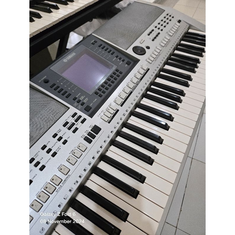 YAMAHA PSR S700 Keyboard Organ Tunggal Mulus Rumahan