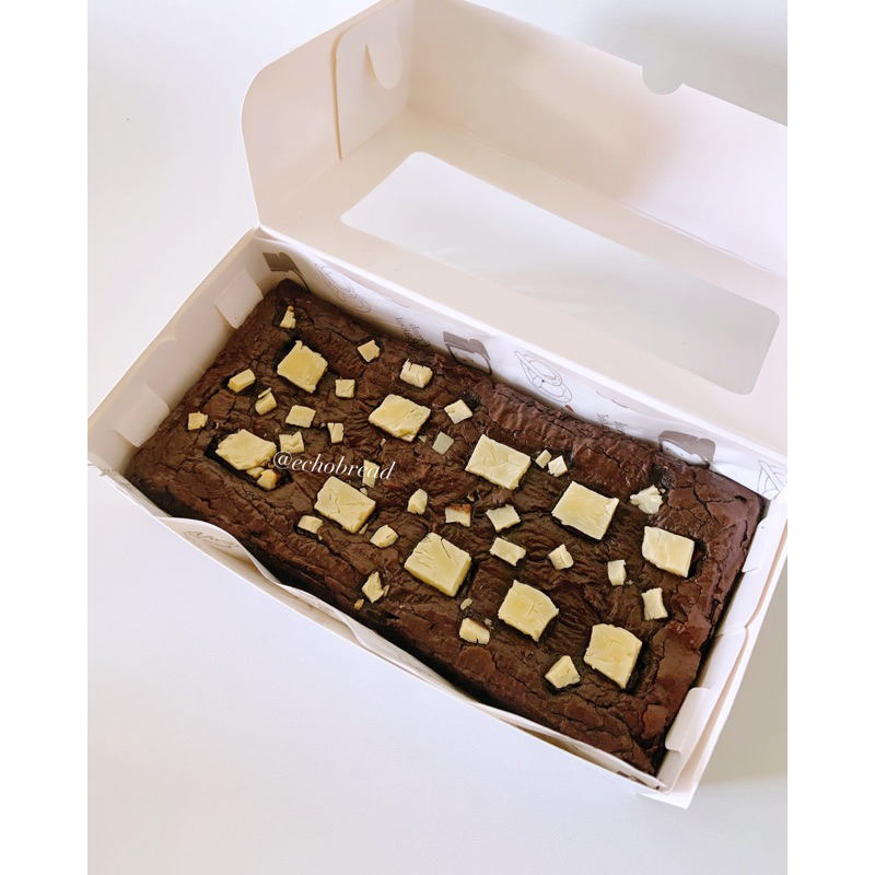 

CHEWY FUDGY BROWNIES KEJU (LESS SUGAR,GULA PALM,80 % COKLAT)