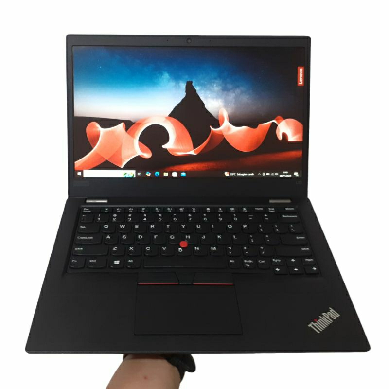 THINKPAD X1 CARBON
