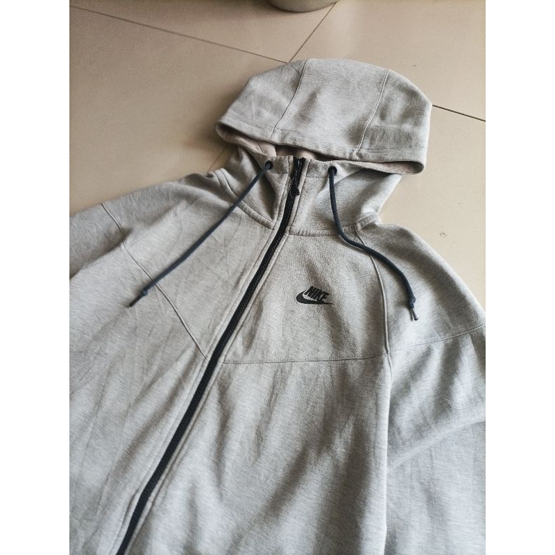 Nike tech fleece