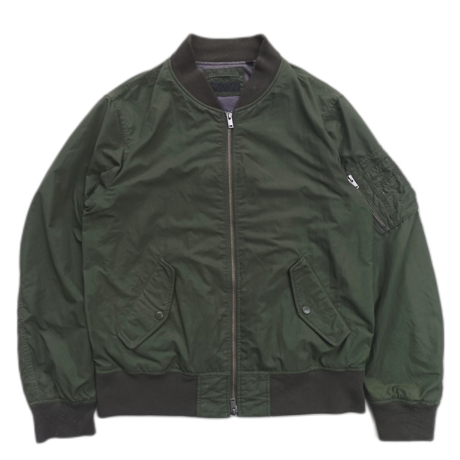 jaket uniqlo casual MA1 bomber jacket olive green