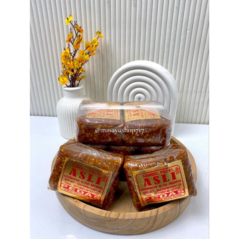 

Sambel Pecel Asli Khas Blitar Kemasan 850gram isi 5 pcs PEDAS