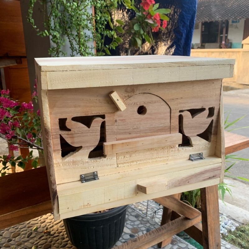 Pagupon motif Ukir Burung