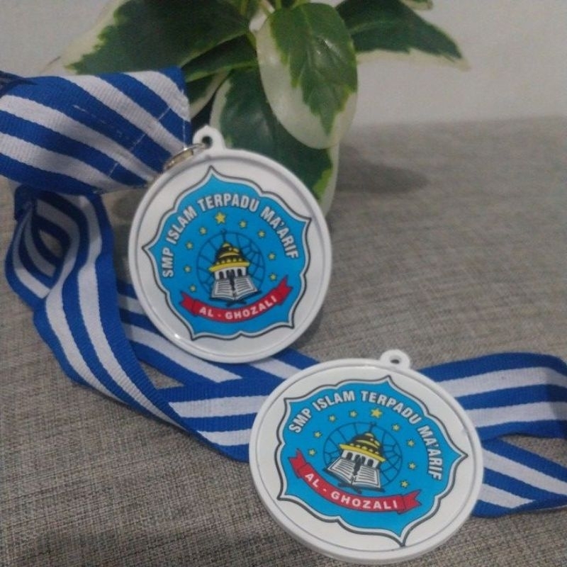 

MEDALI AKRILIK INSERT PAPER ,Diameter 7cm